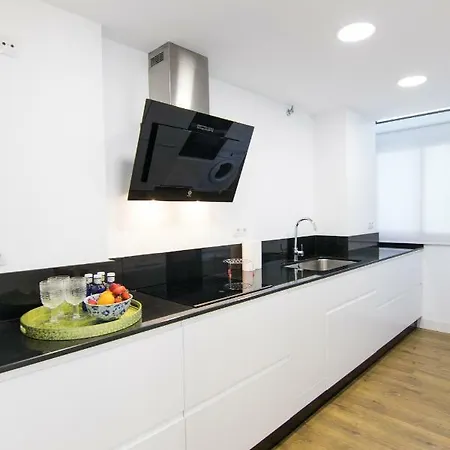 Apartment Homeforguest Stylish And Modern Overlooking Las Canteras *