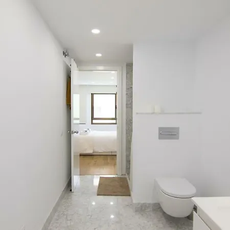 Apartment Homeforguest Stylish And Modern Overlooking Las Canteras *