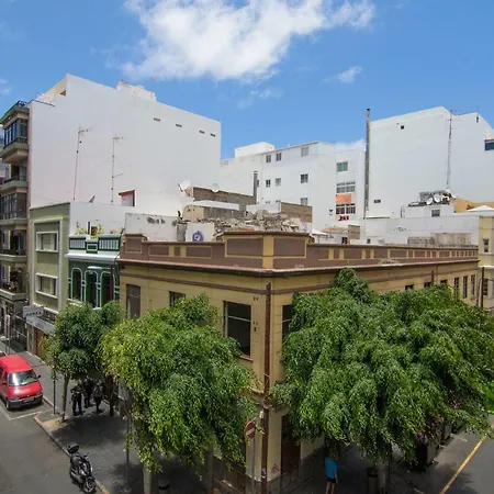 Homeforguest Stylish And Modern Overlooking Las Canteras
