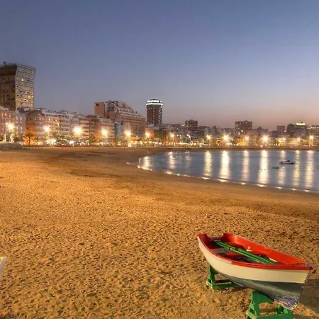 Homeforguest Stylish And Modern Overlooking Las Canteras Las Palmas de Gran Canaria