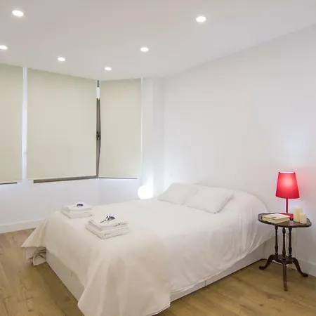 Homeforguest Stylish And Modern Overlooking Las Canteras * Las Palmas de Gran Canaria