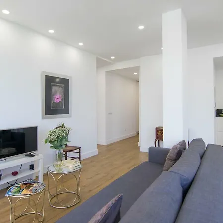 Homeforguest Stylish And Modern Overlooking Las Canteras * Las Palmas de Gran Canaria
