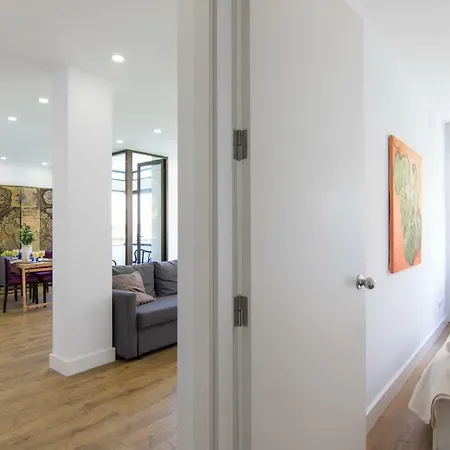 Homeforguest Stylish And Modern Overlooking Las Canteras *